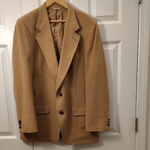 Classic Men's Camel Blazer
